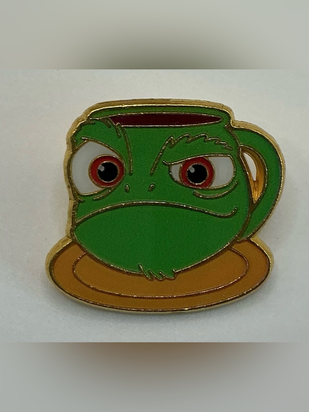 DISNEY PASCAL THE CHAMELEON FROM TANGLED TEACUP SERIES COLLECTIBLE PIN